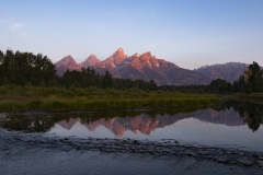 GT17.SchwabacherLandingSunriseReflectionGrandTetonNP_NMH6817